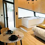 Domek alpejski Bobble Centre - Jacuzzi - Sauna - Netflix Mons