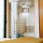 Bobble Centre - Jacuzzi - Sauna - Netflix *