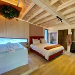Bobble Centre - Jacuzzi - Sauna - Netflix Domek alpejski *