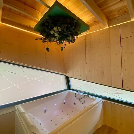 Bobble Centre - Jacuzzi - Sauna - Netflix Alpesi faház