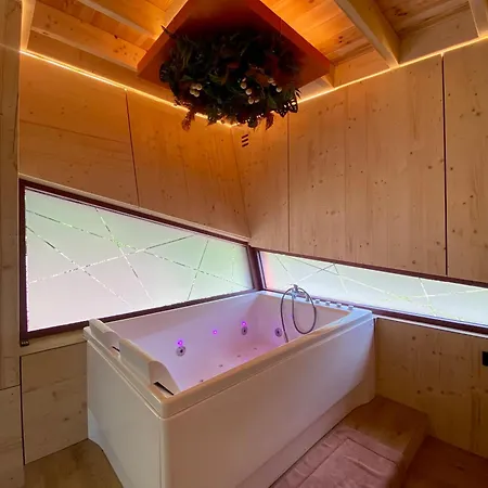 Chalet Bobble Centre - Jacuzzi - Sauna - Netflix
