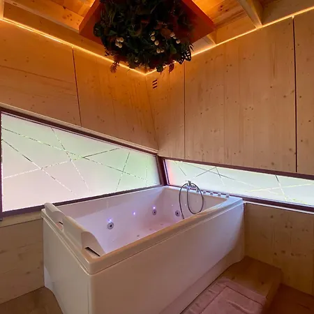 Chalet Bobble Centre - Jacuzzi - Sauna - Netflix *