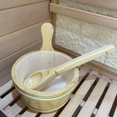 Bobble Centre - Jacuzzi - Sauna - Netflix Chalet *