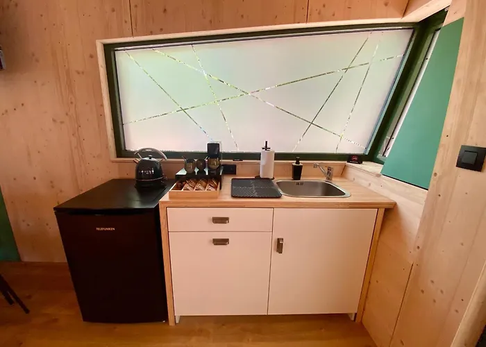 Bobble Centre - Jacuzzi - Sauna - Netflix Chalet *