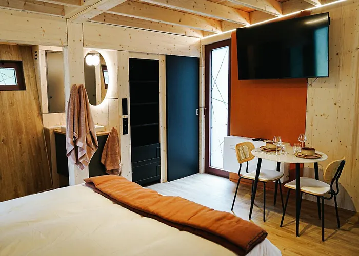 Bobble Centre - Jacuzzi - Sauna - Netflix