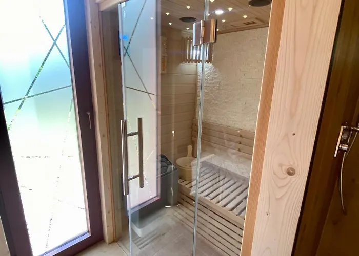 Chalet Bobble Centre - Jacuzzi - Sauna - Netflix