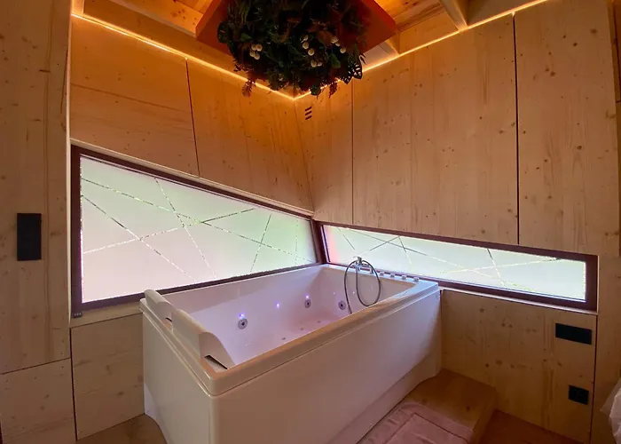 Chalet Bobble Centre - Jacuzzi - Sauna - Netflix *