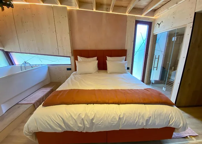 Chalet Bobble Centre - Jacuzzi - Sauna - Netflix *