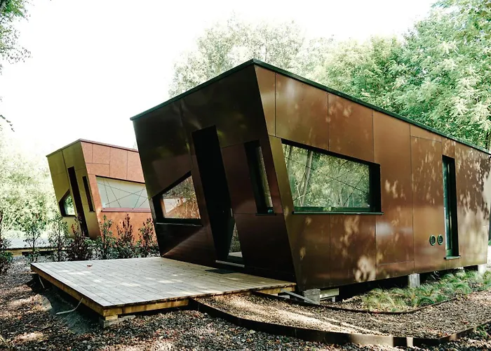 Bobble Centre - Jacuzzi - Sauna - Netflix Chalet Mons