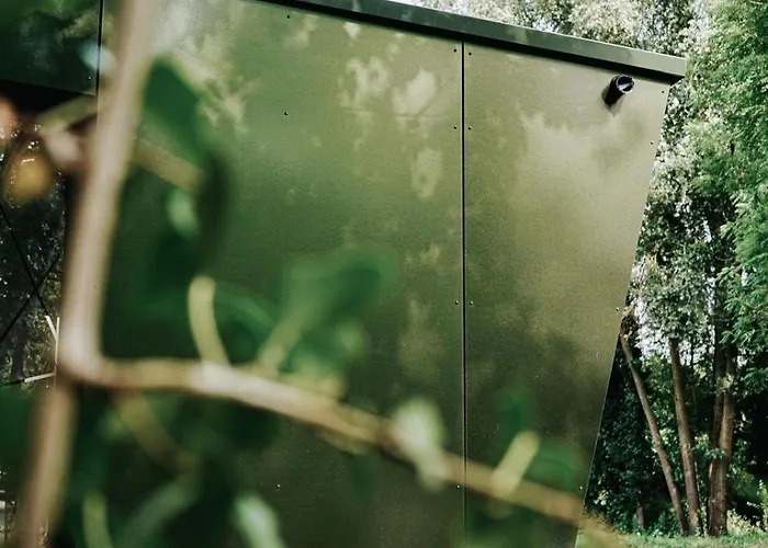 Bobble Centre - Jacuzzi - Sauna - Netflix Chalet Mons