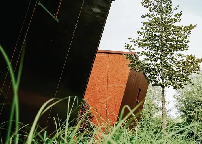 Bobble Centre - Jacuzzi - Sauna - Netflix * Mons